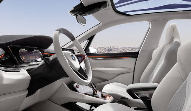 <strong>BMW Concept Active Tourer｜ビー・エム・ダブリュー コンセプト アクティブ ツアラー</strong>