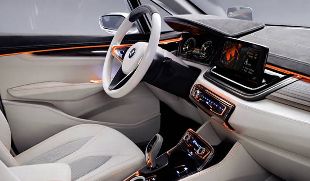 <strong>BMW Concept Active Tourer｜ビー・エム・ダブリュー コンセプト アクティブ ツアラー</strong>