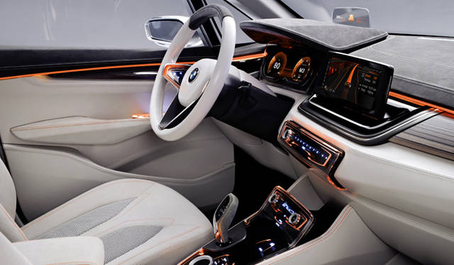 <strong>BMW Concept Active Tourer｜ビー・エム・ダブリュー コンセプト アクティブ ツアラー</strong>