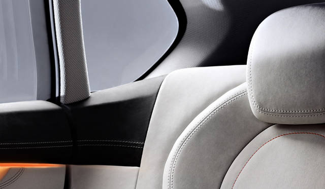 <strong>BMW Concept Active Tourer｜ビー・エム・ダブリュー コンセプト アクティブ ツアラー</strong>