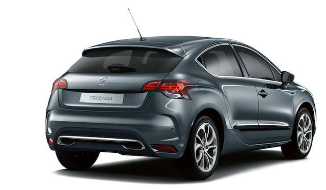 <strong>Citroen DS4｜シトロエンDS4</strong><br />ボディカラー「グリシャーク」のSport Chic