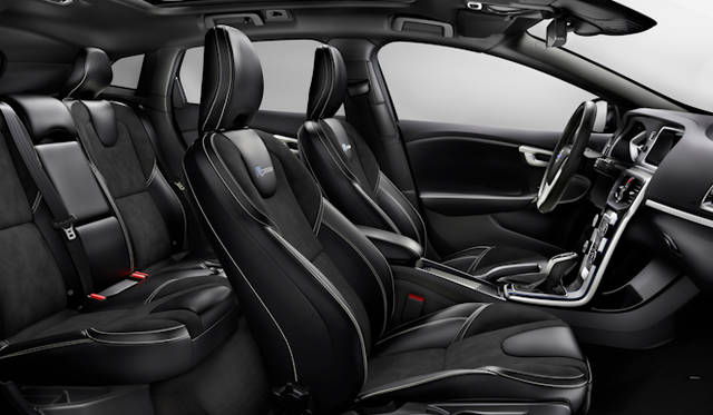 <strong>Volvo V40 R-Design｜ボルボ V40 Rデザイン</strong>