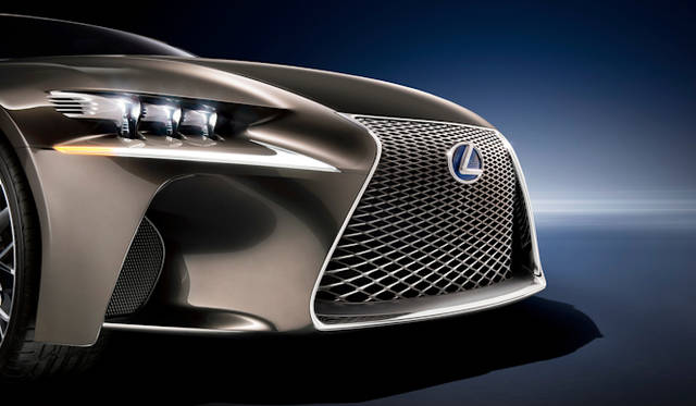 <strong>LEXUS LF-CC｜レクサス LF-CC</strong>