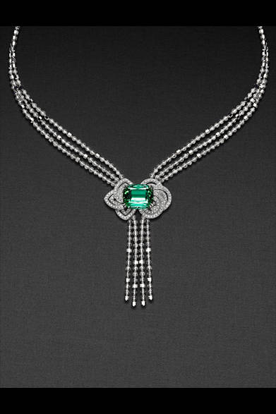 <strong>LOUIS VUITTON｜ルイ・ヴィトン</strong>　「ヴォワイヤージュ ダン ル タン」