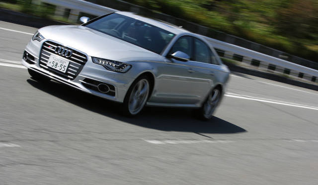 <strong>Audi S6｜アウディ S6</strong>