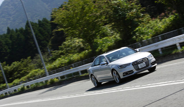 <strong>Audi S6｜アウディ S6</strong>