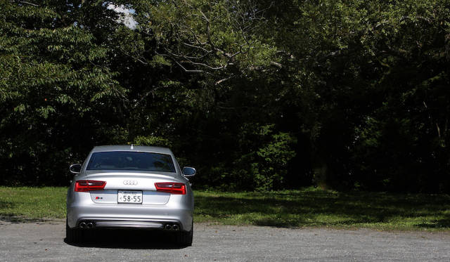 <strong>Audi S6｜アウディ S6</strong>