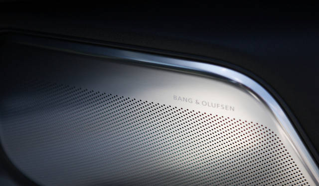 <strong>Audi S6｜アウディ S6</strong><br />14スピーカーのBOSEサラウンド・サウンドシステムを標準装備し、写真の15スピーカー　バング＆オルフセン アドバンスドサウンドシステムはオプションとなる