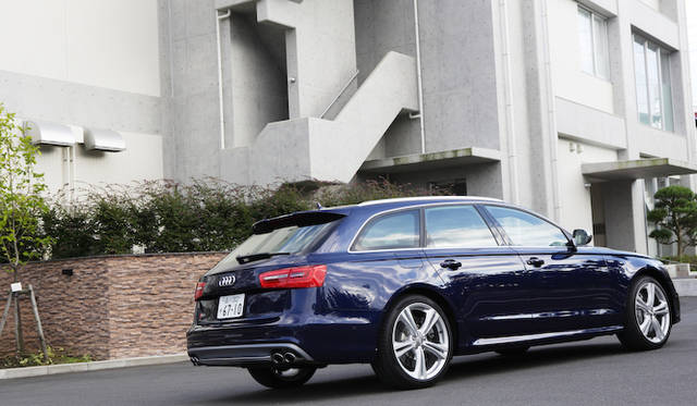 <strong>Audi S6 Avant｜アウディ S6 アバント</strong>
