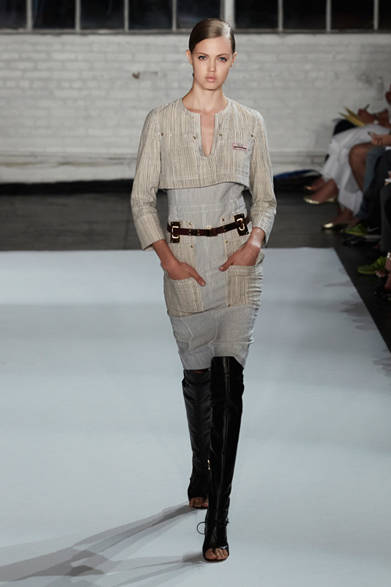 　2013年春夏コレクション