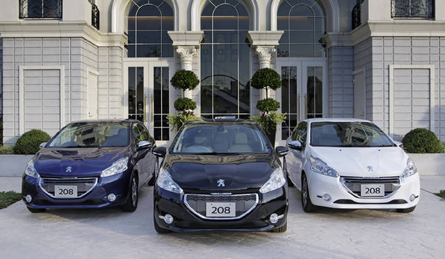 <strong>Peugeot 208｜プジョー 208</strong>
