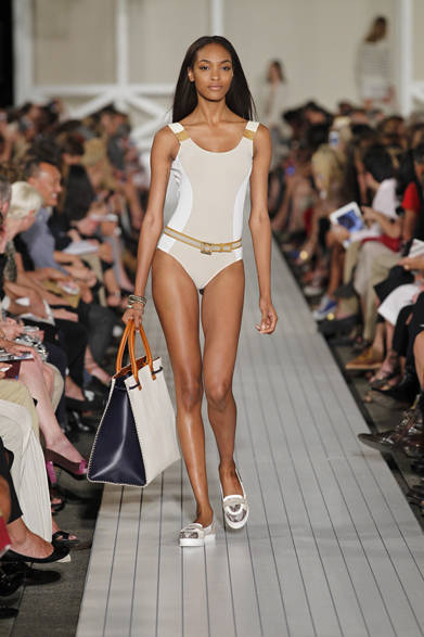 　2013年春夏コレクション　Photographs by Dan Lecca