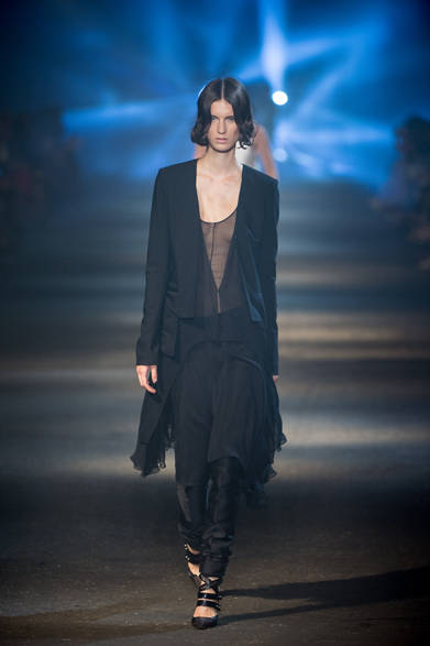 GP_SS13_008  2013年春夏コレクション