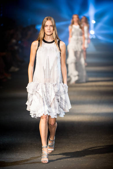 GP_SS13_028  2013年春夏コレクション