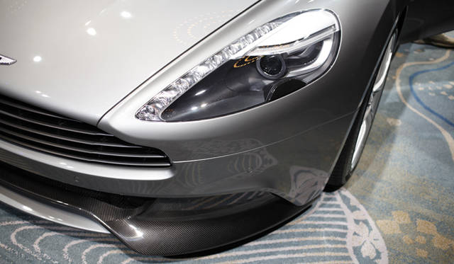 <strong>Aston Martin Vanquish｜アストンマーティン ヴァンキッシュ</strong>
