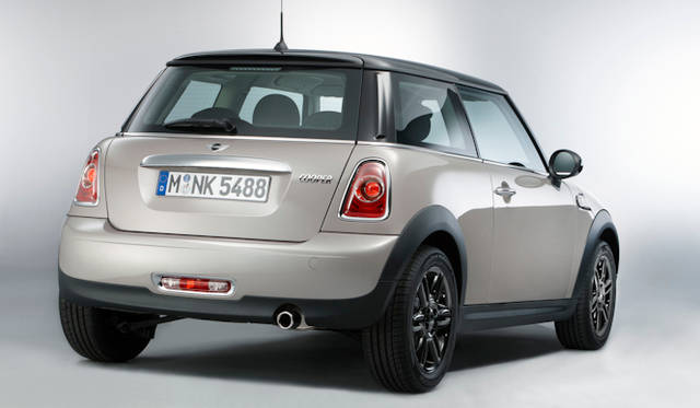 <strong>MINI Cooper Baker Street Package｜ミニ クーパー ベイカー ストリート パッケージ</strong>