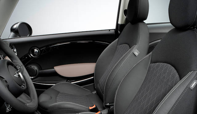 <strong>MINI Cooper Baker Street Package｜ミニ クーパー ベイカー ストリート パッケージ</strong>