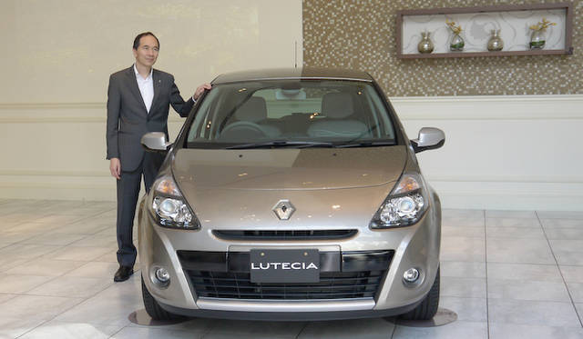 <strong>Renault Lutecia Initiale Paris｜ルノー ルーテシア イニシャル・パリ</strong>