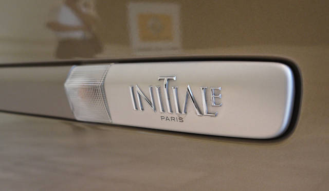 <strong>Renault Lutecia Initiale Paris｜ルノー ルーテシア イニシャル・パリ</strong>