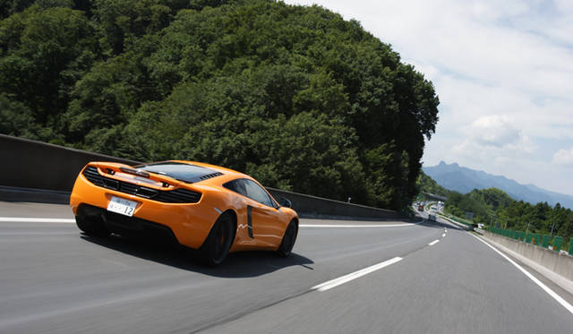 <strong>McLaren MP4-12C｜マクラーレン MP4-12C</strong>