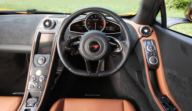 <strong>McLaren MP4-12C｜マクラーレン MP4-12C</strong>