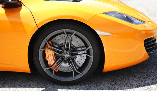<strong>McLaren MP4-12C｜マクラーレン MP4-12C</strong>