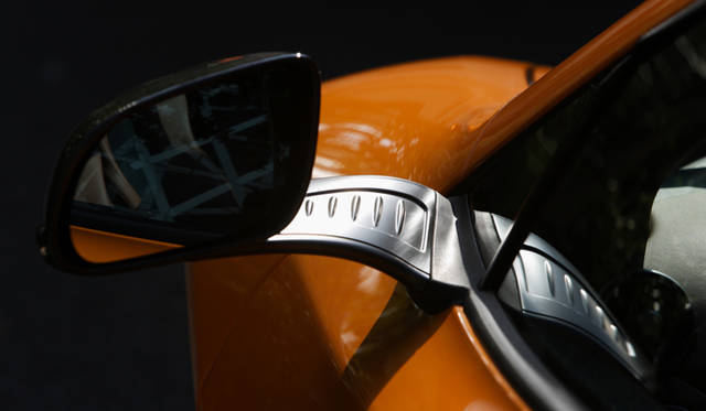 <strong>McLaren MP4-12C｜マクラーレン MP4-12C</strong>