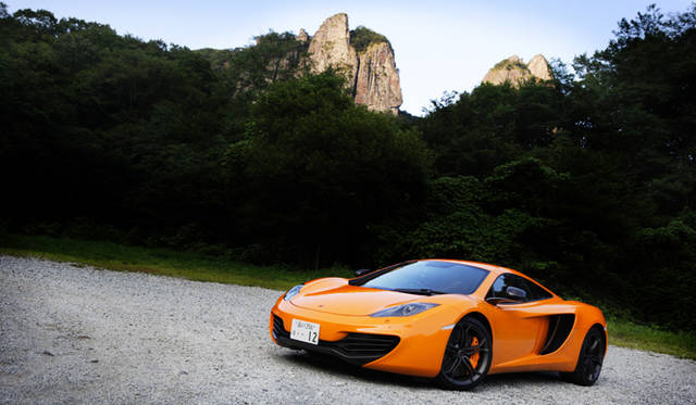 <strong>McLaren MP4-12C｜マクラーレン MP4-12C</strong>