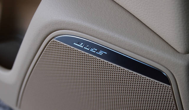 <strong>Audi A6 hybrid｜アウディ A6 ハイブリッド</strong>