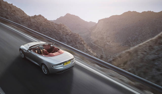 <strong>Aston Martin DB9｜アストンマーティン DB9</strong>