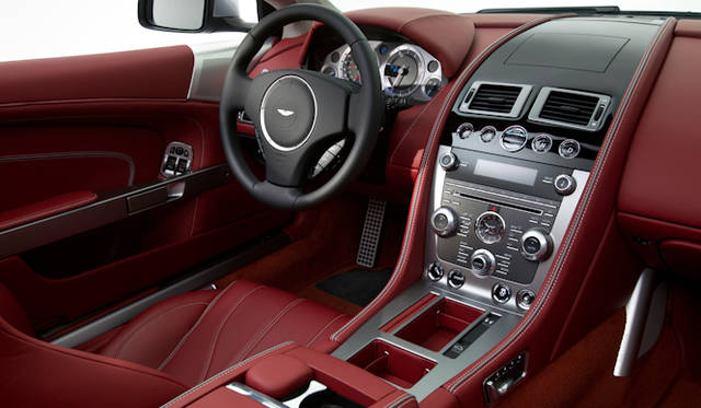 <strong>Aston Martin DB9｜アストンマーティン DB9</strong>