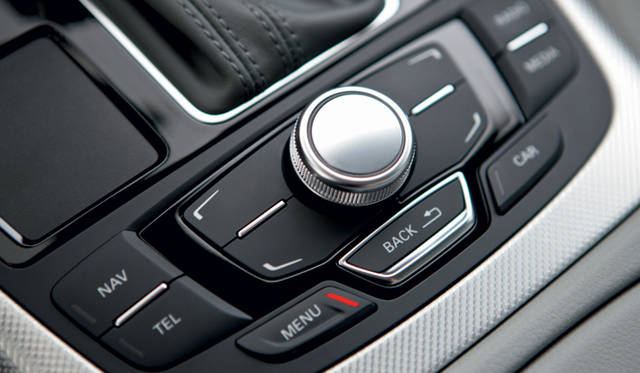 <strong>Audi A6 hybrid｜アウディ A6 ハイブリッド</strong>