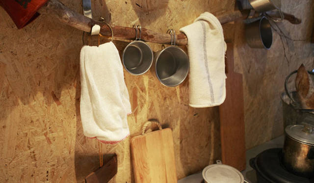 EXHIBITION｜作原文子のプロジェクト「mountain morning - khaki - by Fumiko Sakuhara」(写真は昨年春に開催した様子)