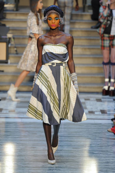 　2013年春夏コレクション