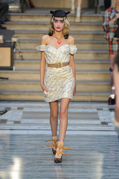 　2013年春夏コレクション