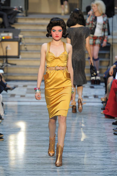 　2013年春夏コレクション