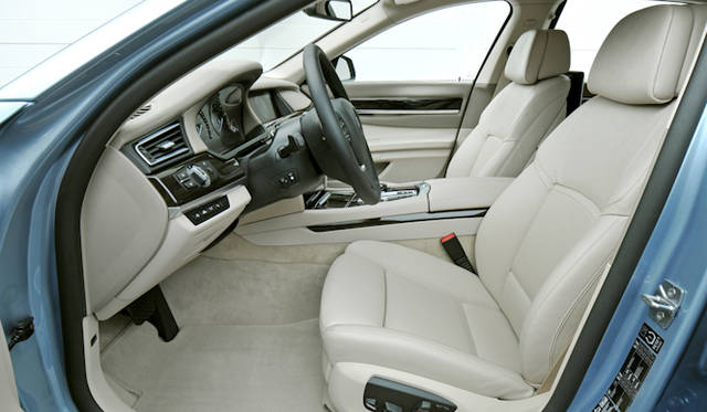 <strong>ActiveHybrid 7｜アクティブ ハイブリッド7</strong>