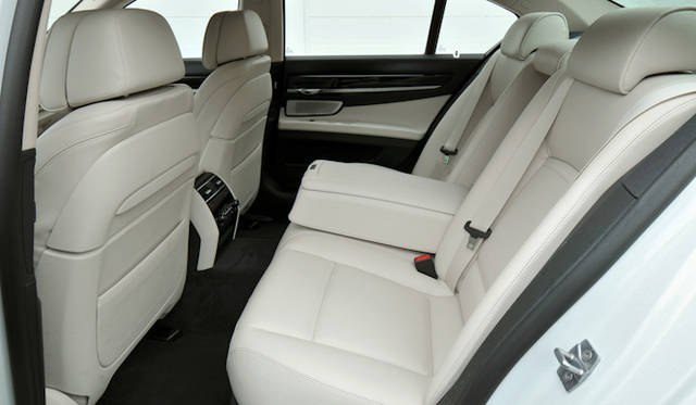 <strong>BMW 7 series｜BMW 7シリーズ</strong>