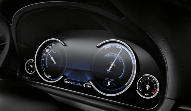 <strong>BMW 7 series｜BMW 7シリーズ</strong>　マルチ・ディスプレイ・メーター・パネル　ECO PROモード