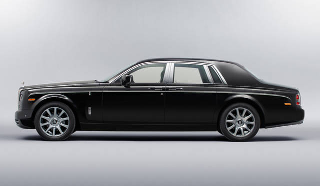 <strong>Rolls-Royce Phantom Saloon｜ロールス・ロイス ファントム サルーン</strong>