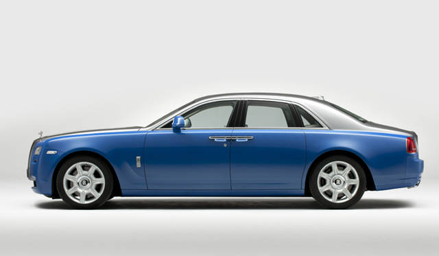 <strong>Rolls-Royce Ghost｜ロールス・ロイス ゴースト</strong>
