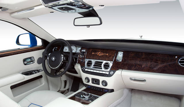 <strong>Rolls-Royce Ghost｜ロールス・ロイス ゴースト</strong>