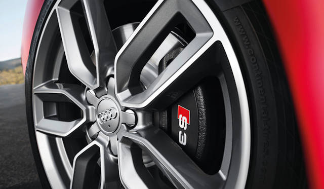 <strong>Audi S3｜アウディ S3</strong>