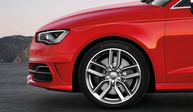 <strong>Audi S3｜アウディ S3</strong>