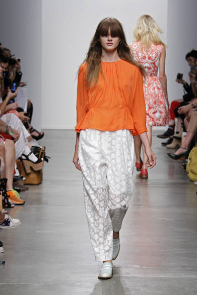 <strong>KAREN WALKER｜カレン ウォーカー</strong>　2013年春夏コレクション