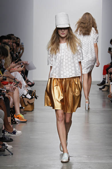 <strong>KAREN WALKER｜カレン ウォーカー</strong>　2013年春夏コレクション