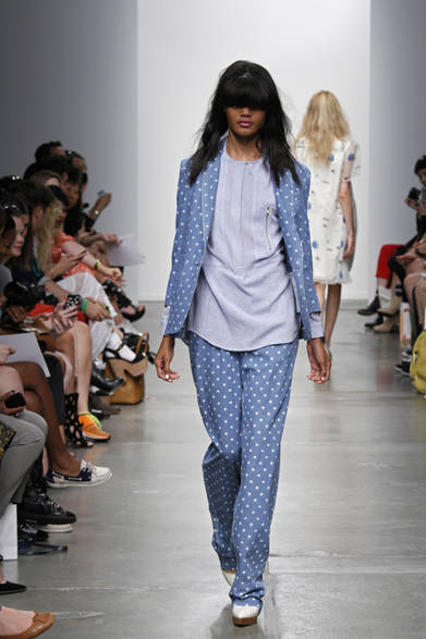 <strong>KAREN WALKER｜カレン ウォーカー</strong>　2013年春夏コレクション