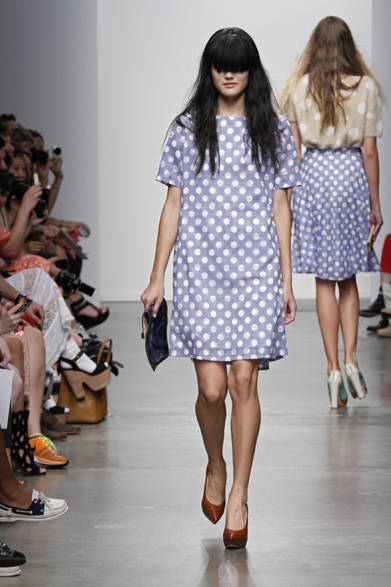 <strong>KAREN WALKER｜カレン ウォーカー</strong>　2013年春夏コレクション