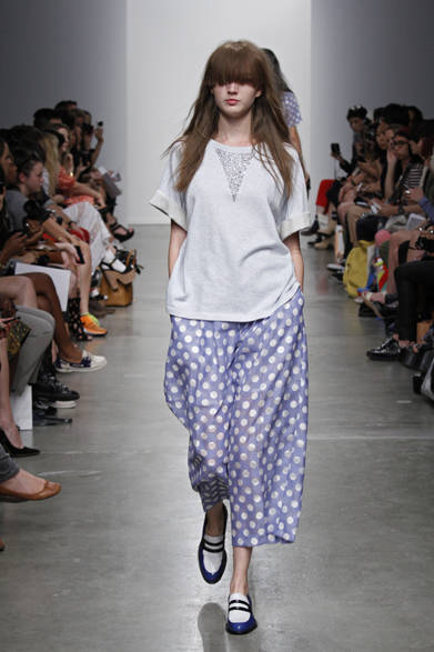 <strong>KAREN WALKER｜カレン ウォーカー</strong>　2013年春夏コレクション