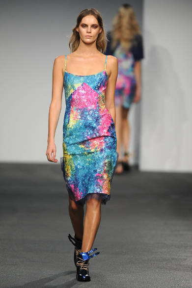 　2013年春夏コレクション